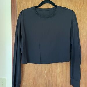 Lululemon Women's Black Long Sleeve Crop Top